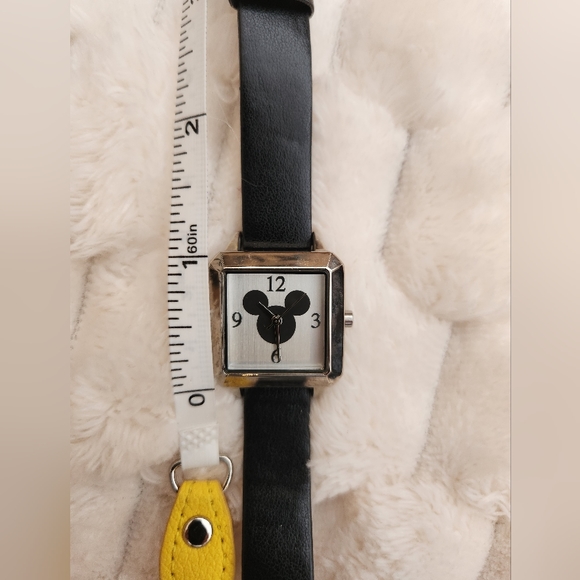 Disney Mickey Watch - Picture 5 of 7